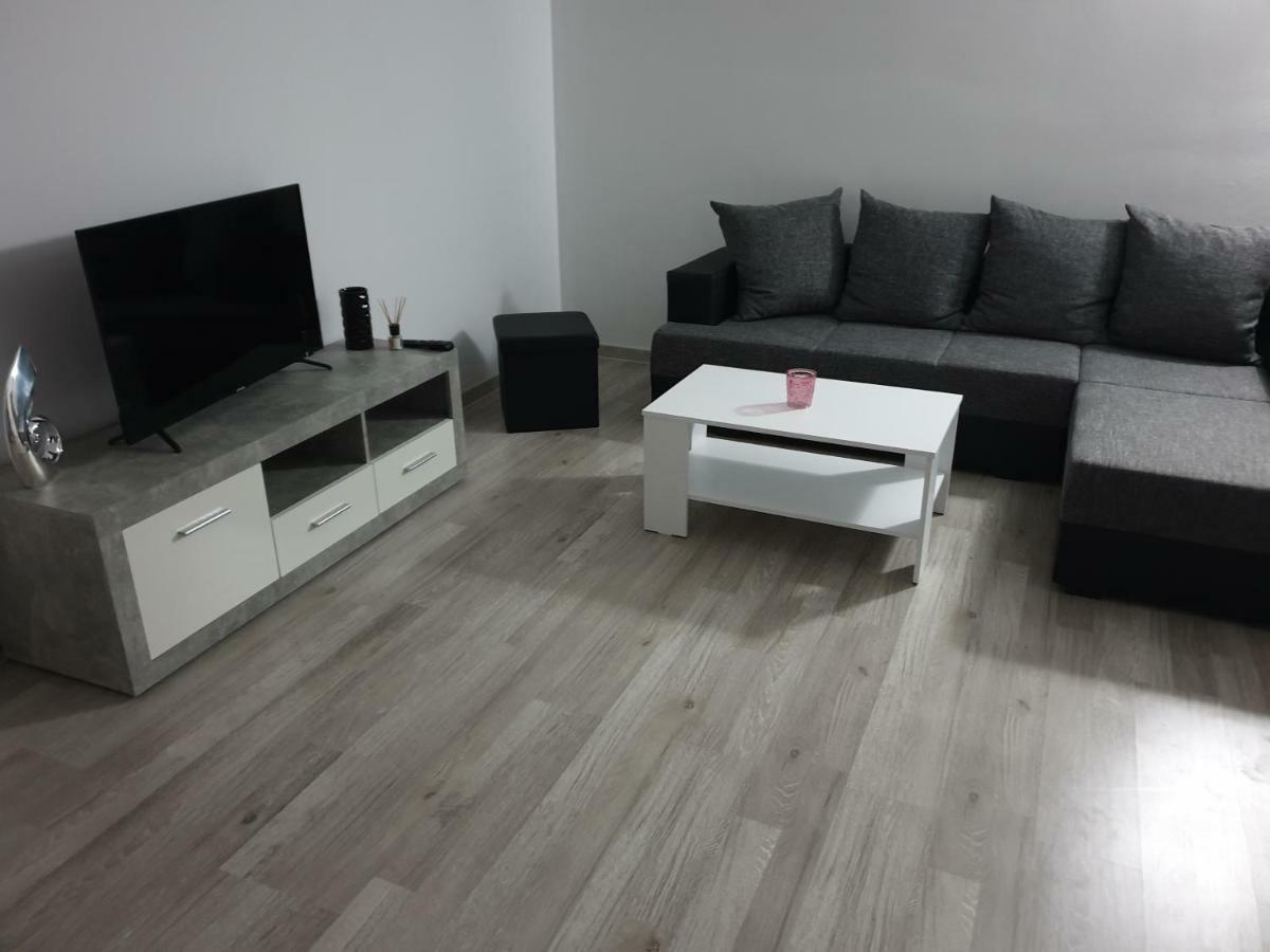 Apartman Luma Baska Voda Exterior photo